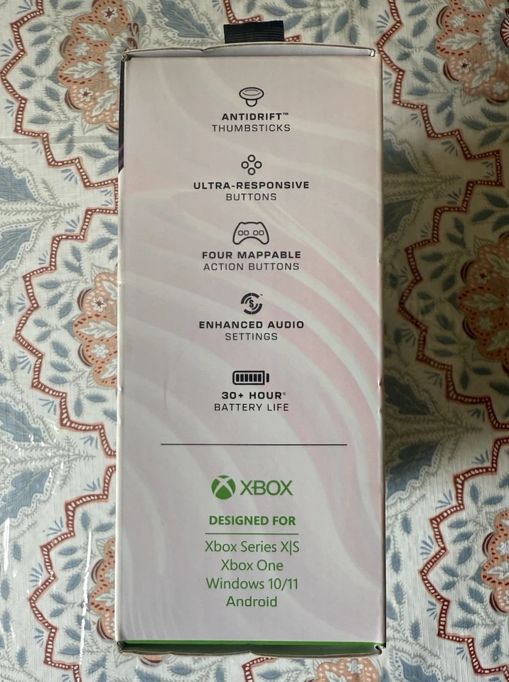 !!! NEW !!! Turtle Beach Stealth Ultra Wireless Xbox Controller Black With Dock - Image 3 of 4