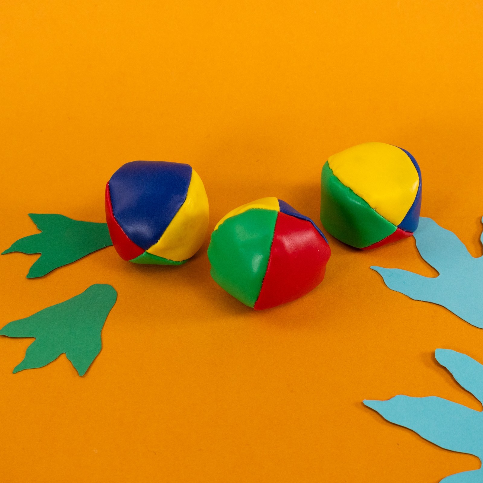 Kids Learn to Juggle Set with Balls & Book | Beginner Juggling Kit for Children