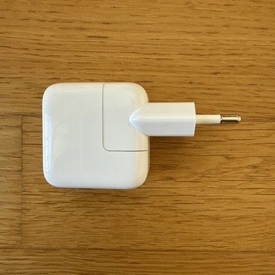 Apple A1357 Originales Netzteil Power Adapter 10W USB Ladegerät iPad iPhone