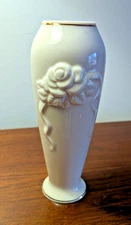 Rosebud Collection Porcelain Lenox Bud Vase Ivory Rose Motif 24k Gold Trim 1980s