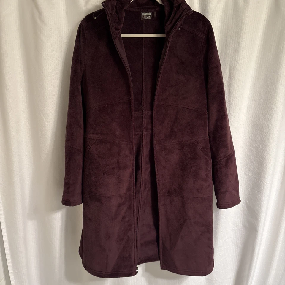 Athleta Women's Super Soft Minka Maroon/ Eggplant Zip-Up Fleece Coat (M) - Image 3 of 4