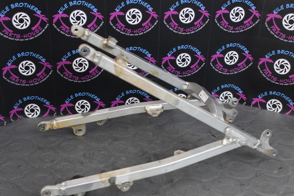 Submarco trasero Yamaha YZ250F 2012 2013 OEM 17D-21190-10-00 Foto 4 de 4