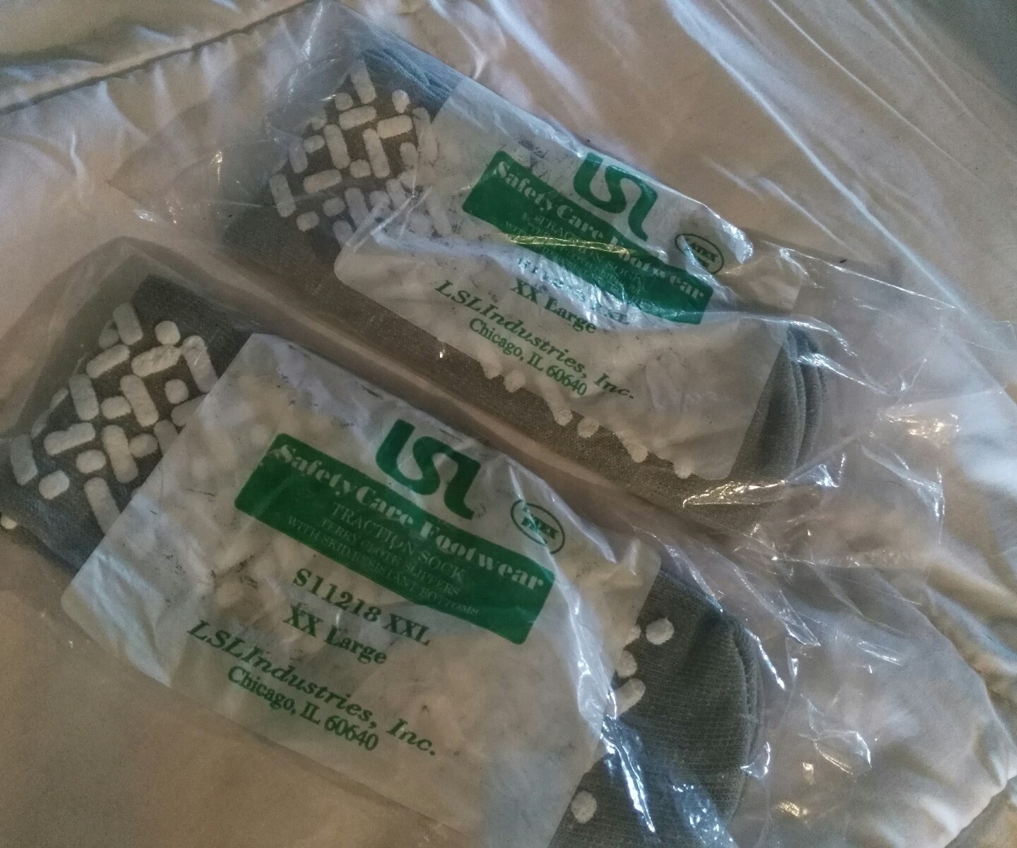 LOT 2 PR LSL MEDICAL NONSLIP HOSPITAL SINGLE SIDED SOCKS XXL LATEX