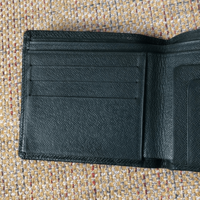 ルイ・ヴィトン　VERT TAIGA Louis Vuitton Green Taiga Leather Lozan Attache Briefcase