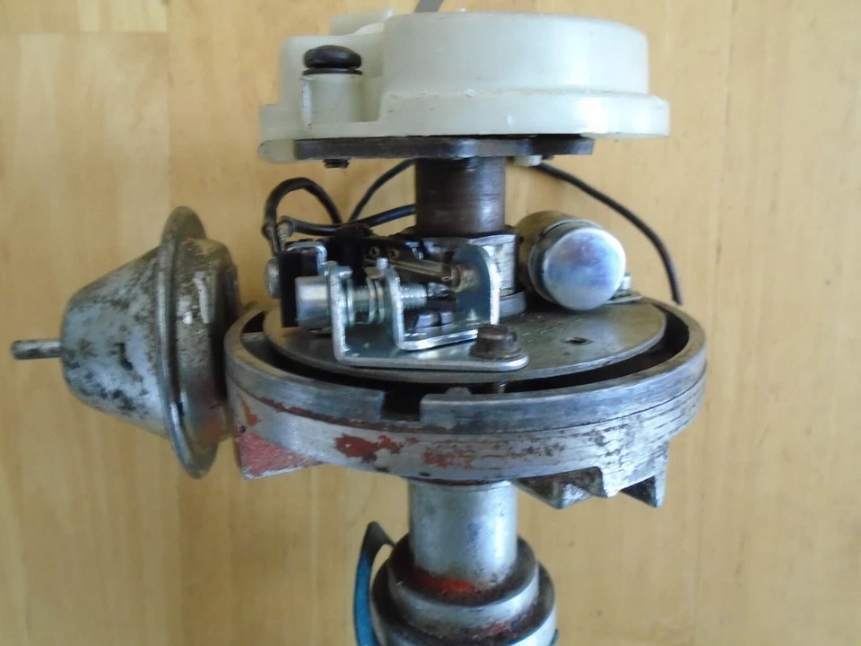 1970 Nova Camaro Chevelle L48 350CI/300HP 4 Speed 1111996 9G18 Distributor - Image 3 of 4