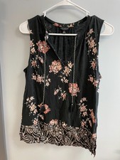 Lucky Brand Black Floral Tie Front Ladies Sle...
