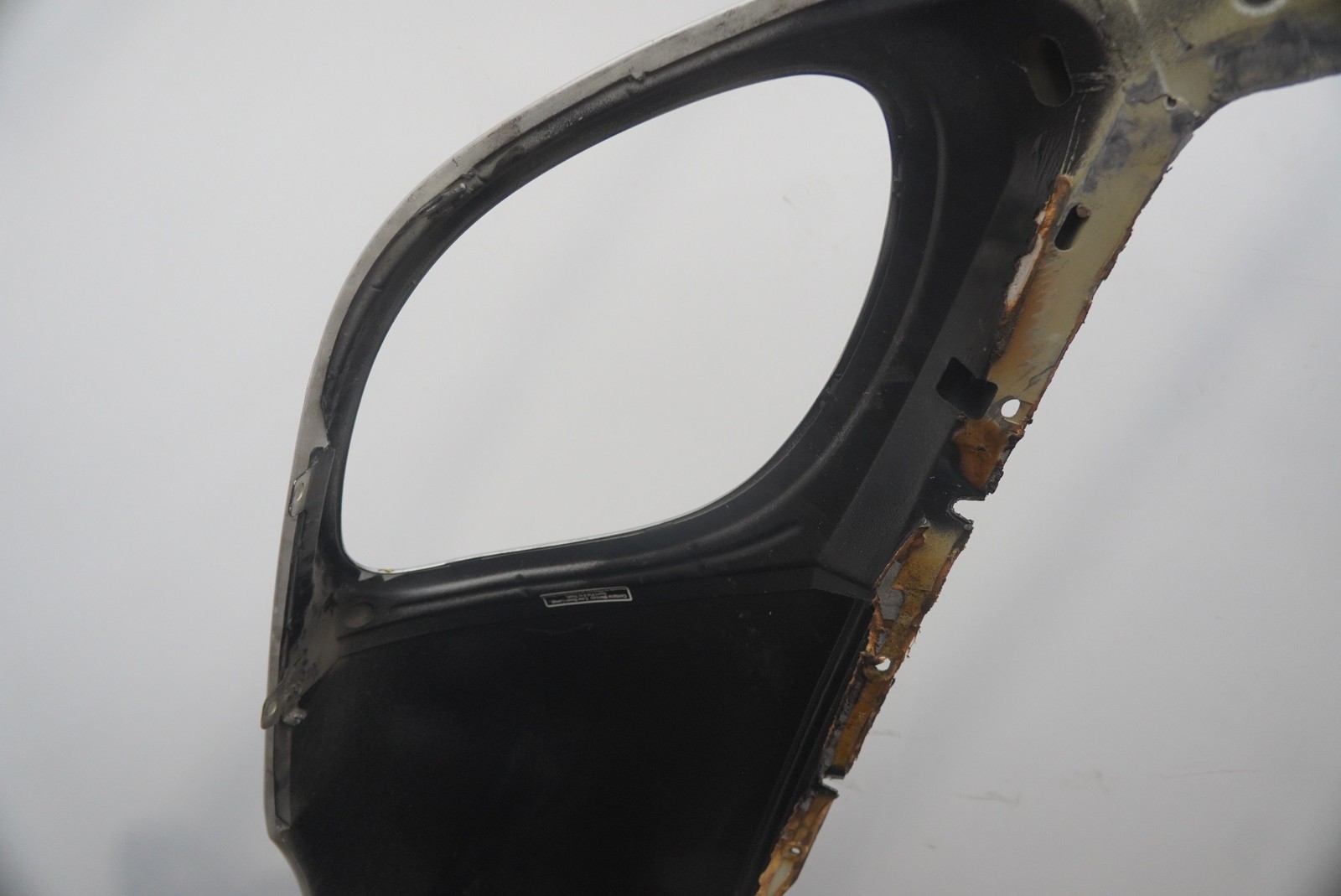 Front Fender Nose Cone Clip Wing Panel Body Shell 65392611 OEM Ferrari 360 2004