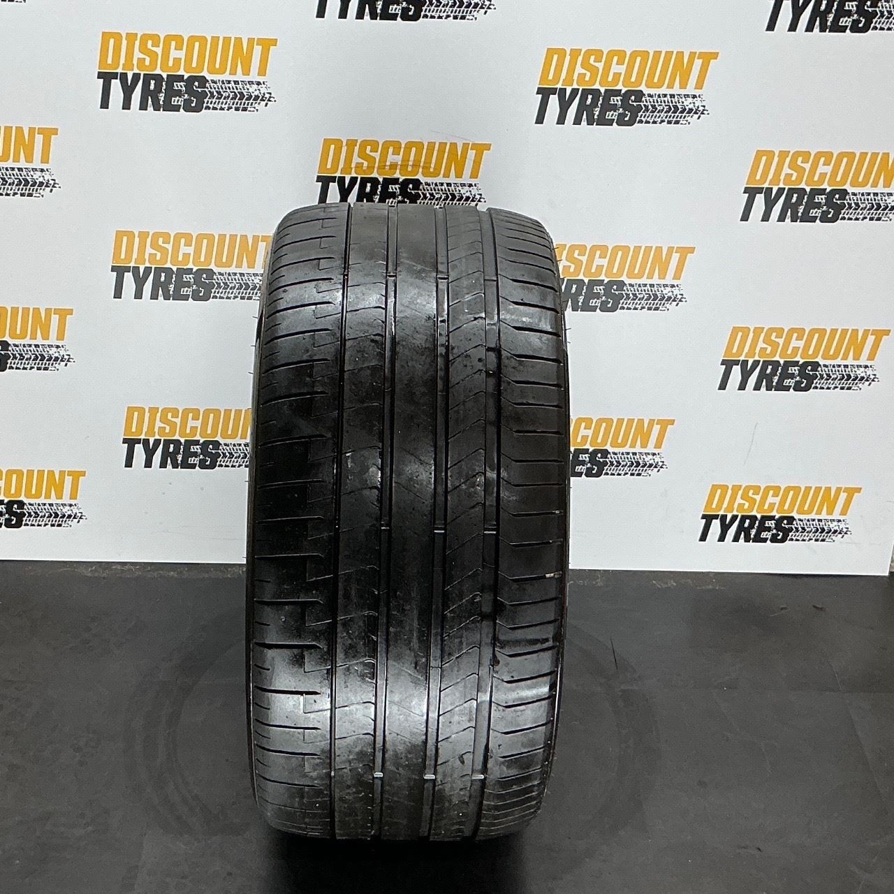 315/35 ZR21 (111Y) PIRELLI P - ZERO (PZ4) - PART WORN - TREAD 4.5MM - DOT 3323