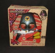 Remco 1964 Hamilton's Invaders Helmet  Grenade Pistol MIB