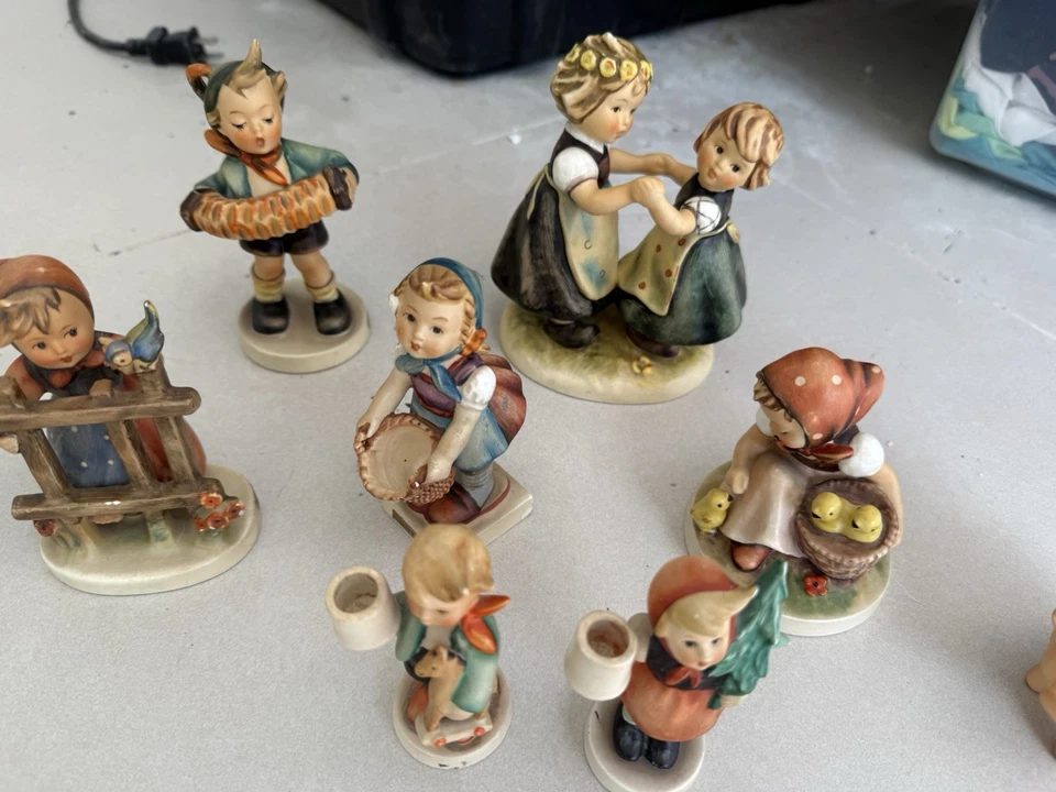 Lot of 12 Hummels All Medium 4" or more. MIxed TMK's Excellent to Mint condition - Image 2 of 2