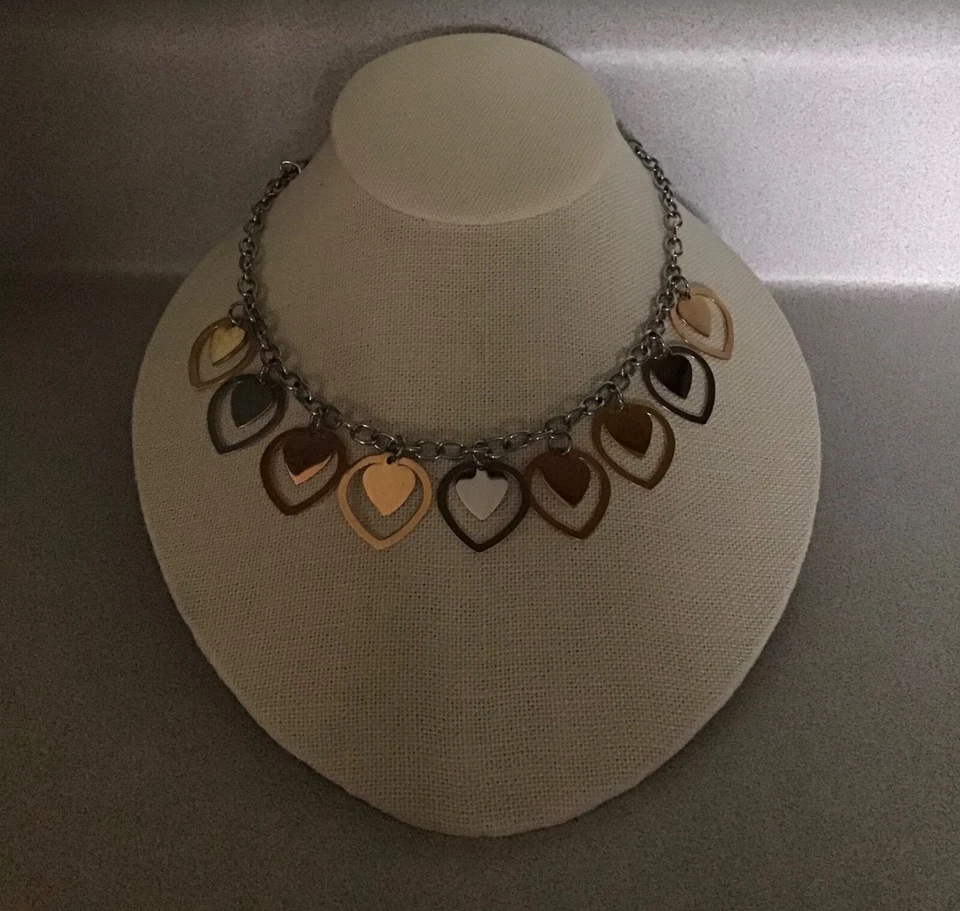  Collar Corazón Tricolor Acero Por Diseño (QVC) Acero Inoxidable Corazón Joyería Foto 2 de 4