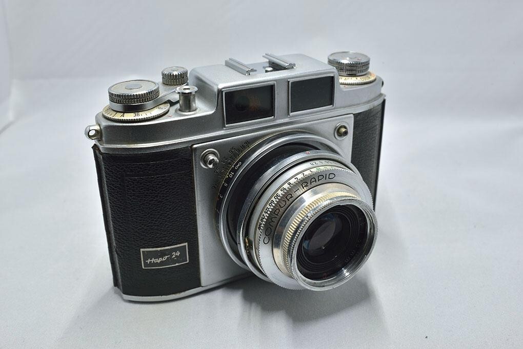 Appareil Photo Hapo Télémétrique Avec Optique Enna 2,8/50 Mm - Pour Pièces Ou Réparation