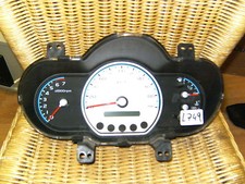 Compteur Mazda 929