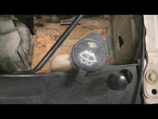 Used Washer Fluid Reservoir fits: 2004 Chevrolet Tahoe w/rear wiper opt C25 Grad