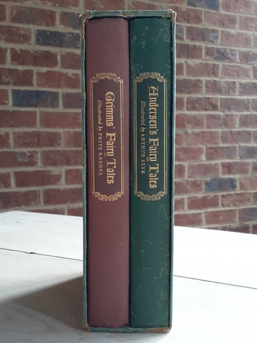 RARE 1945 ANDERSEN'S & GRIMM'S FAIRY TALES 2 Volume BOOK Set GROSSET & DUNLAP