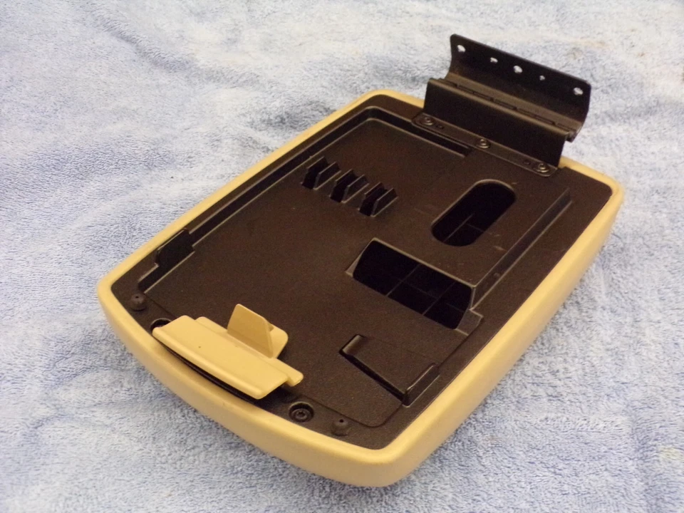 Suzuki XL7 2009 tapa consola 2007-2009 Foto 3 de 3