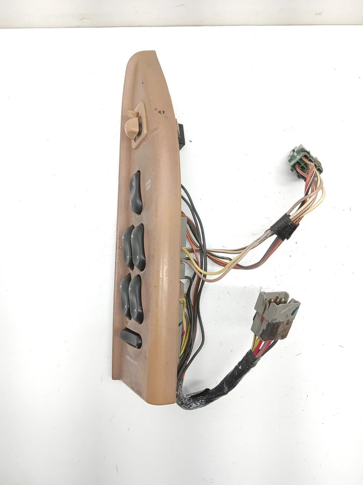 Ford Escort 1999 interruptor de ventana principal del lado del conductor delantero izquierdo OEM Foto 3 de 4