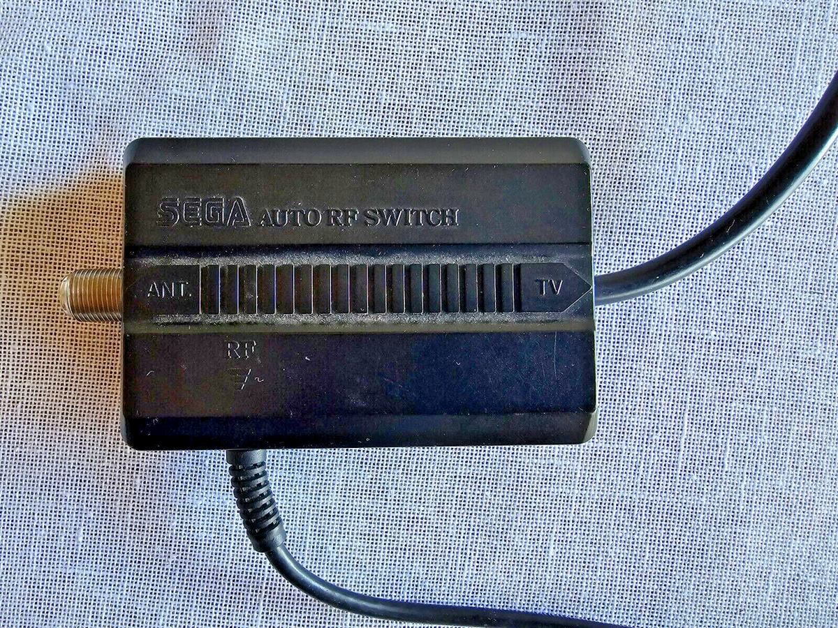 VGC Sega Genesis Model 1601 HIGH DEFINITION GRAPHICS - Tested 