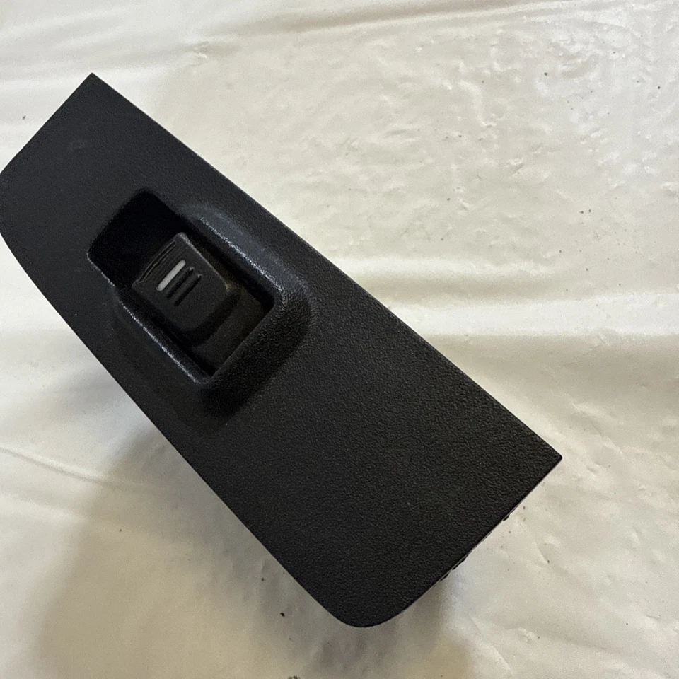 2006–2010 Hummer H3 H3T Rear Passenger side RH Power Window Switch OEM 661-4V62 - Image 3 of 4