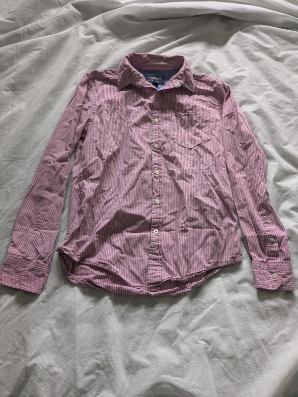 American Eagle Men's Size Small Athletic Fit Long Sleeve Button Up Shirt Pink