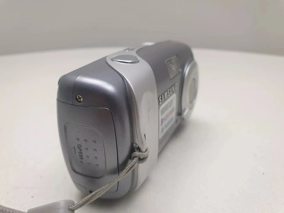 Samsung Digimax A402 4.0MegaPixels Digitalkamera - Nicht Getestet! - Bild 4 von 4