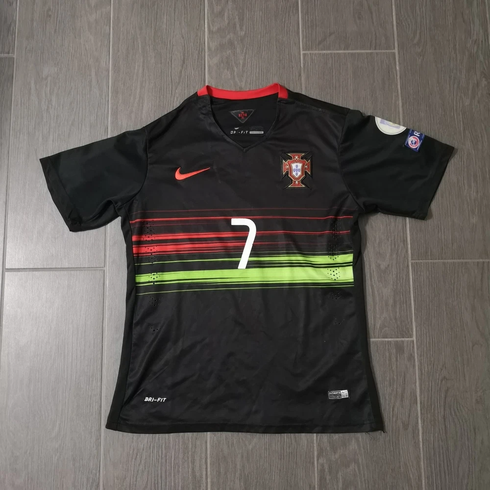 Portugal Nationalmanschaft Ronaldo 7 CR7 Trikot Größe: M 2015/16 Streatwear Nike