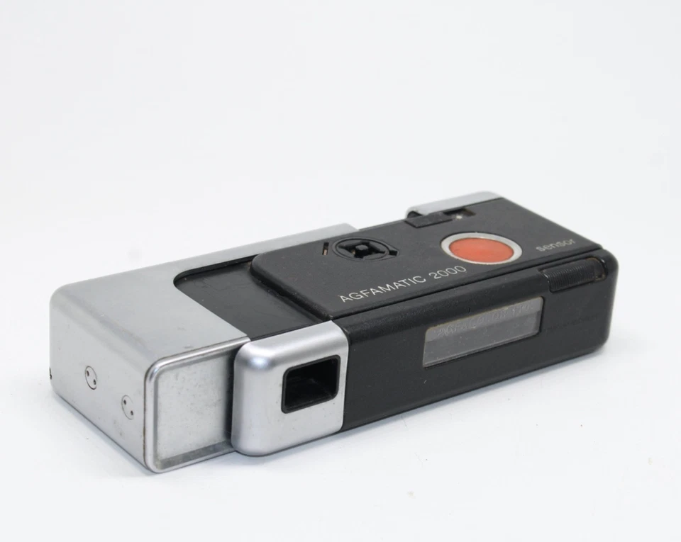 Agfamatic 2000 Sensor Pocket 110 Film Camera with new Lomography film VGC - Image 3 of 4