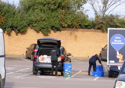 Photo 6x4 Tesco Click and Collect Milton/TL4762 The view on the Tesco St c2017