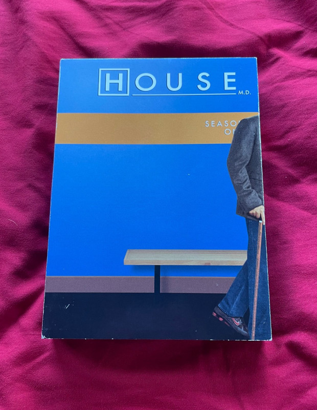 House: Season One (DVD, 2009, 6-Disc Set) - Multiple Disks - Barely Used