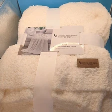 Koolaburra by UGG Textured Feather Knit Throw Mai White (50 x 70) NEW
