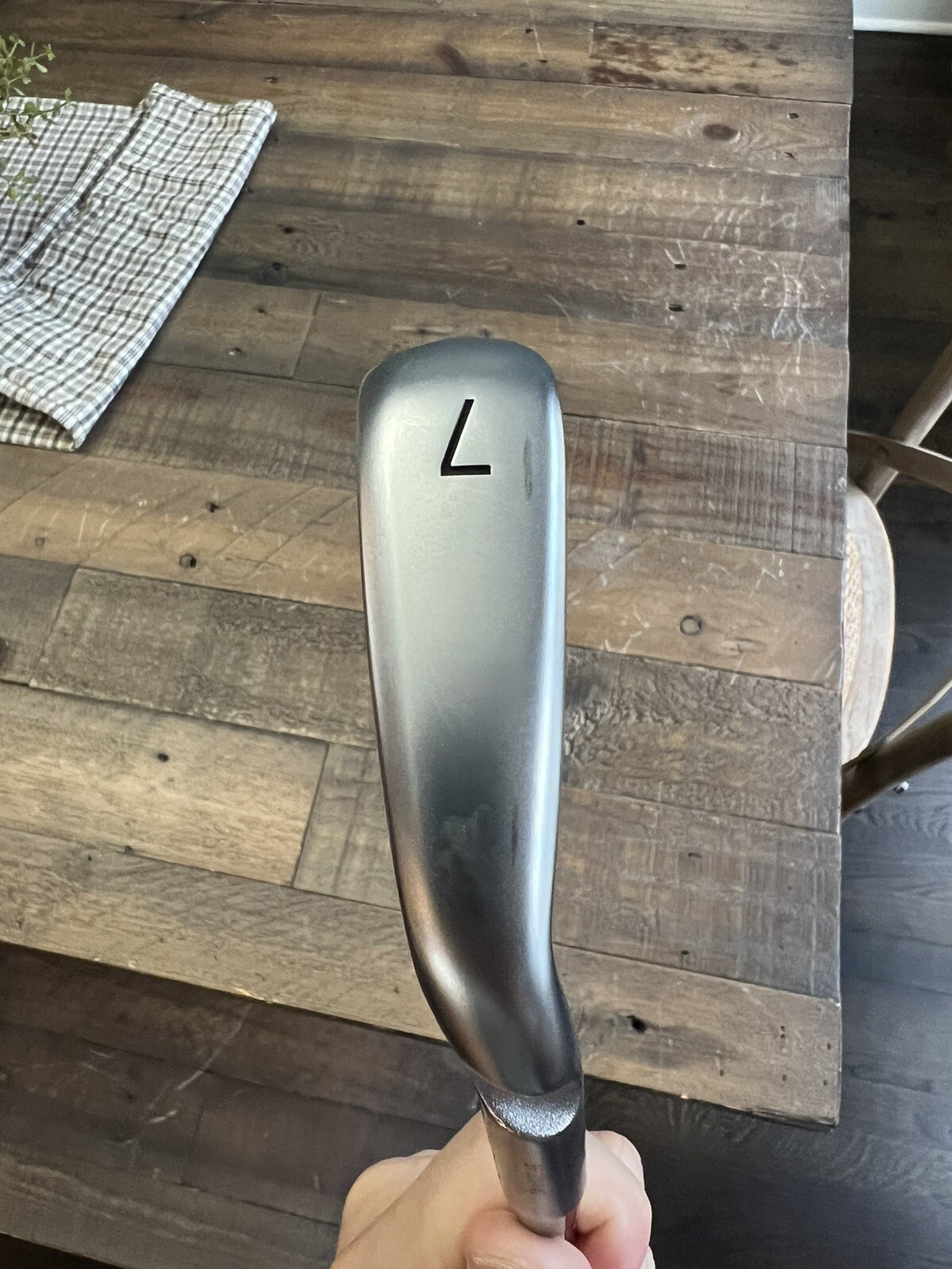 ping-i530-7-iron-black-dot-right-handed-dynamic-gold-mid-100-s300-stiff