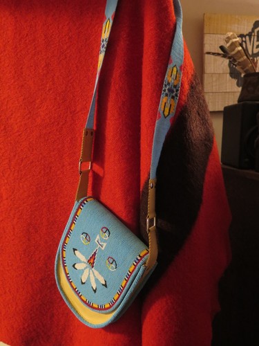 Native Fully Beaded Bags & Purses handmade Beautiful by Indigenous People - Picture 2 of 6