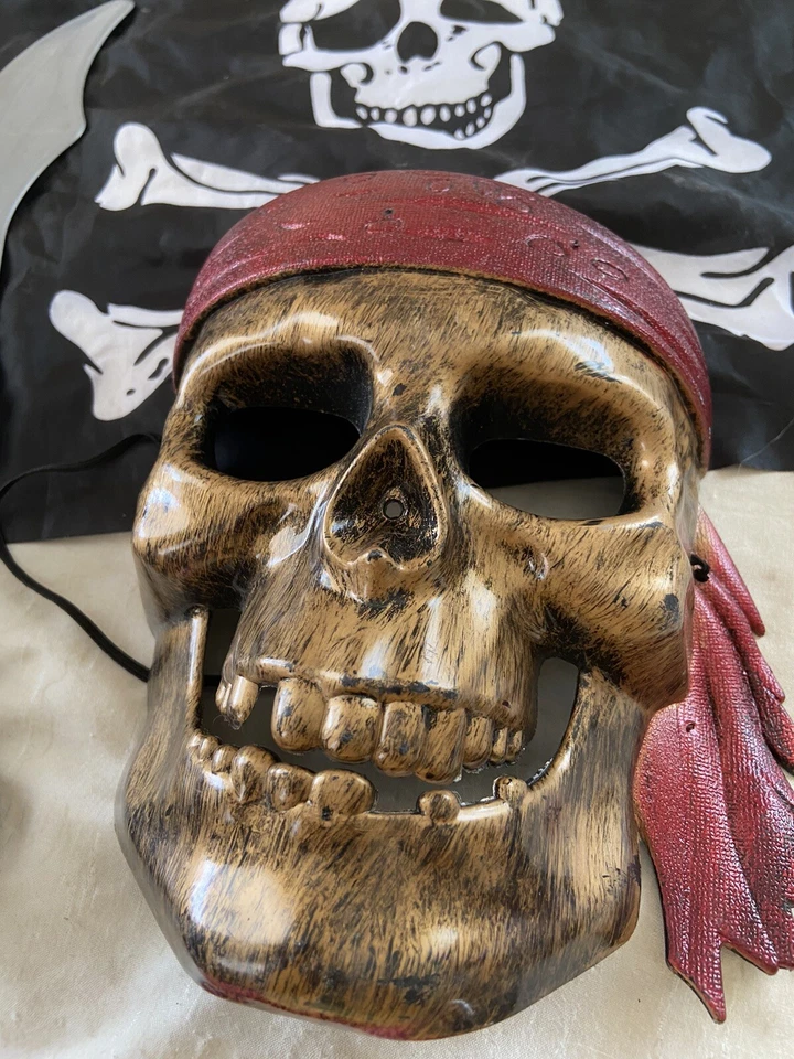 Piratas Caribeños Niños Halloween Máscara Plástico Fingir Juego Disfraz + Accesorios Foto 2 de 4