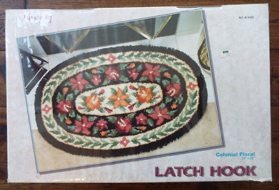 Caron WonderArt Latch Hook Rug Kit #4455 Colonial Floral 34x50'' Vtg