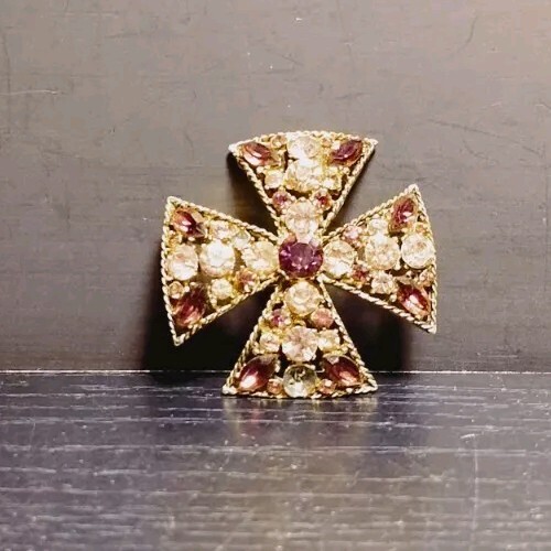 Amethyst Maltese Cross Brooch/Pendant - Picture 1 of 10