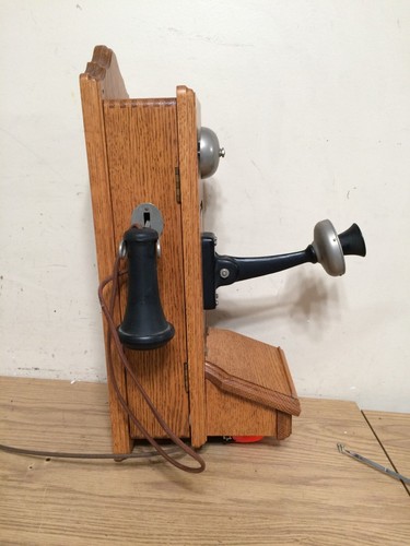 ¿Teléfono montado en la pared manivela madera roble estilo antiguo con reproducción táctil? - Imagen 3 de 10