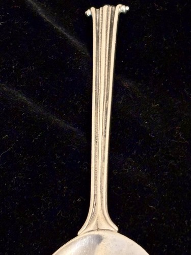 Leslie Gordon Durbin Silver Spoon London 1950 with Reeded Handle & Scroll Finial - Picture 6 of 8