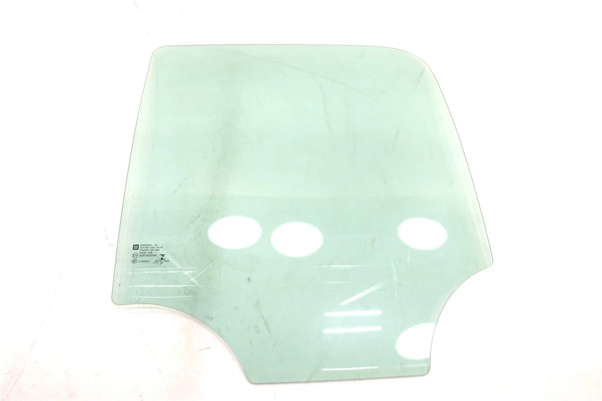 NEW OE GM Driver Side Rear Door Glass 22839373 Silverado Sierra 