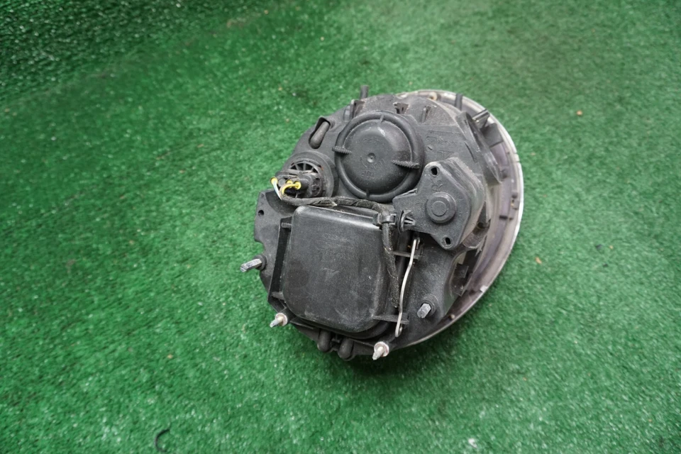 06 07 08 Mini Cooper 2005 luz trasera OEM 0302508002 Foto 2 de 3