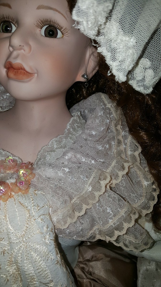 Vintage Exquisite 42 Vintage Exquisite 42
