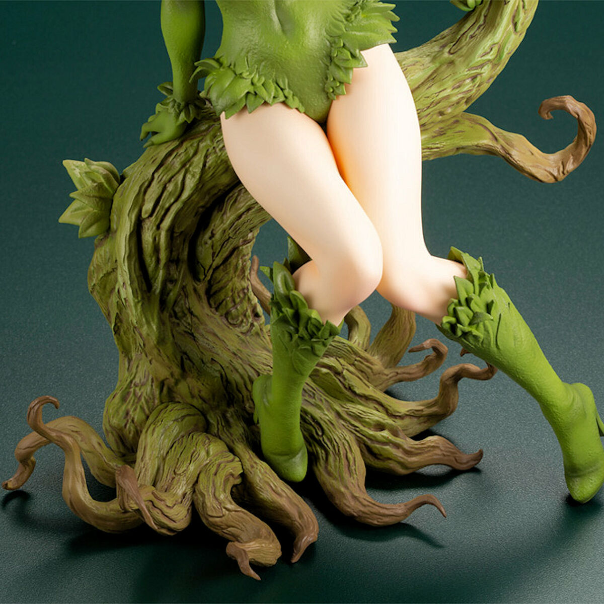 POISON IVY RETURNS DC Comics Bishoujo 1:7 Statue by POISON IVY RETURNS DC Comics Bishoujo 1:7 Statue by