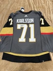 WILLIAM KARLSSON VEGAS GOLDEN KNIGHTS SIGNED HOCKEY JERSEY FANATICS UNDERWRAPS
