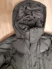 Nike Puffer Coat Down & Feathers Size Medium Dark Grey