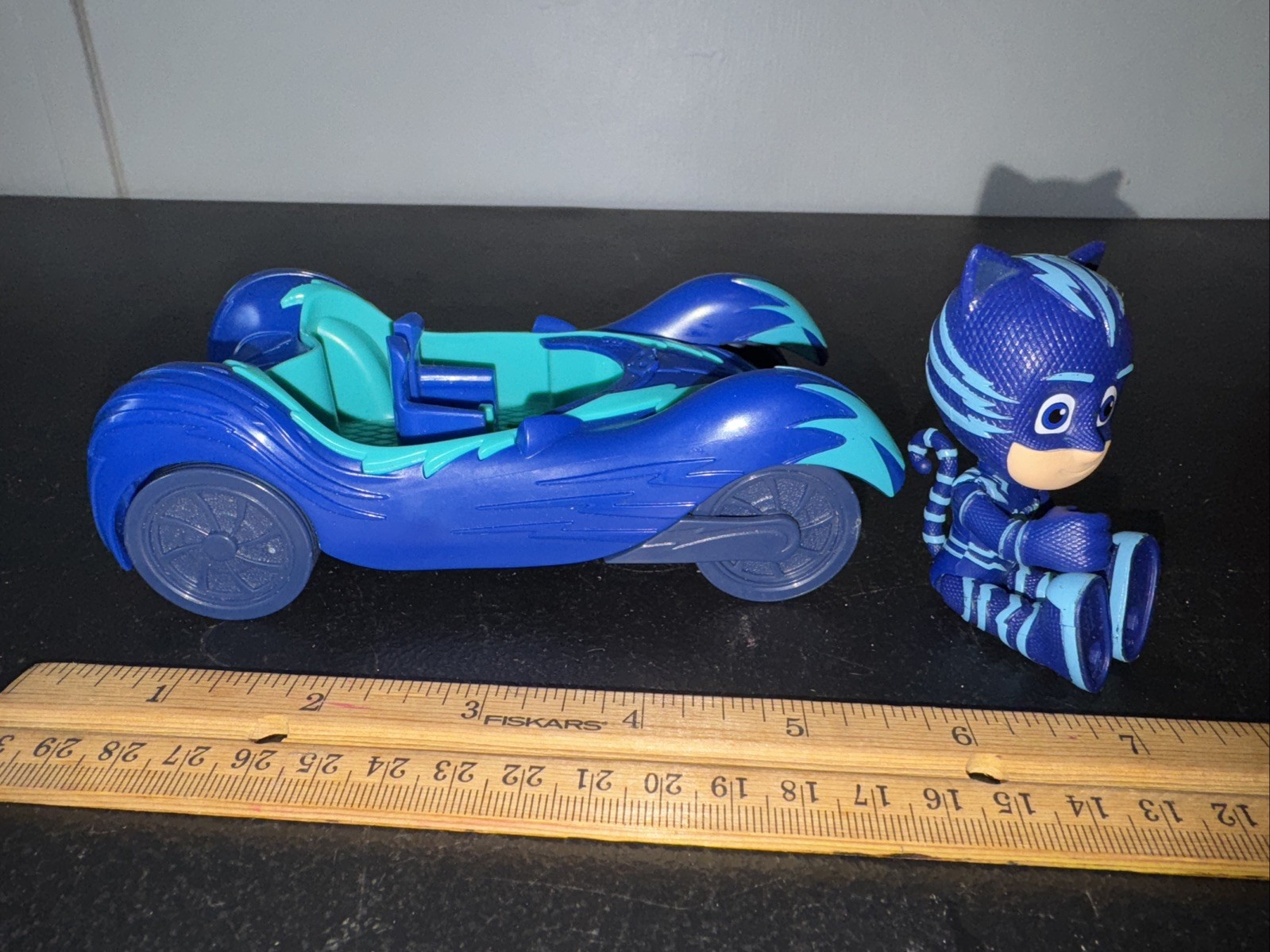 pj masks Lot Of 3 vehicles & 3 figures Red, Green, Blue.