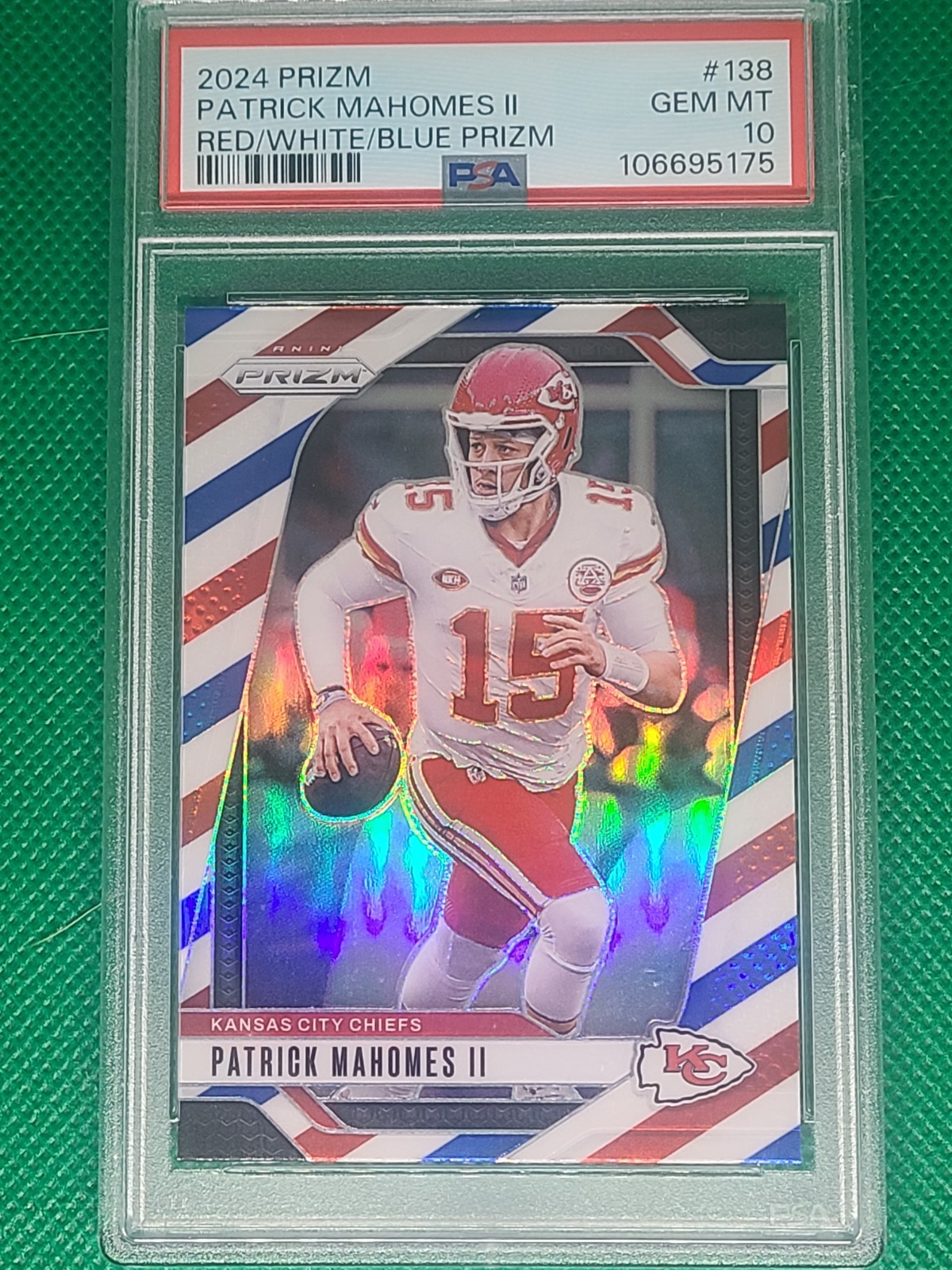 2024 Panini Prizm 138 Patrick Mahomes II Red/White/Blue Prizm PSA 10