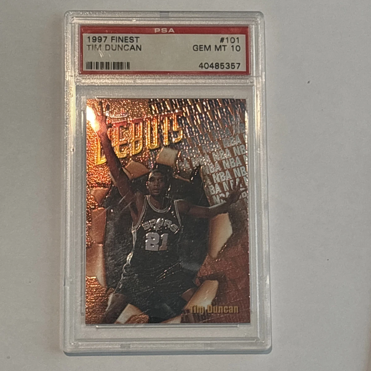 Tim Duncan Basketball Grade 10 Rookie Sports Trading Cards