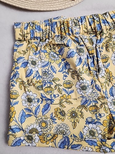 Joie bambino bambina 18 mesi Set pantaloncini e cappello blu e giallo fiori da giardino nuovo con etichetta - Foto 9 di 16