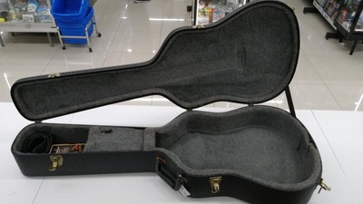 MARTIN DM Used 1996 Spruce body Mahogany neck Rosewood fingerboard