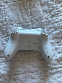 Microsoft Xbox Series X 1TB Console w/ HEADSET + CONTROLLER