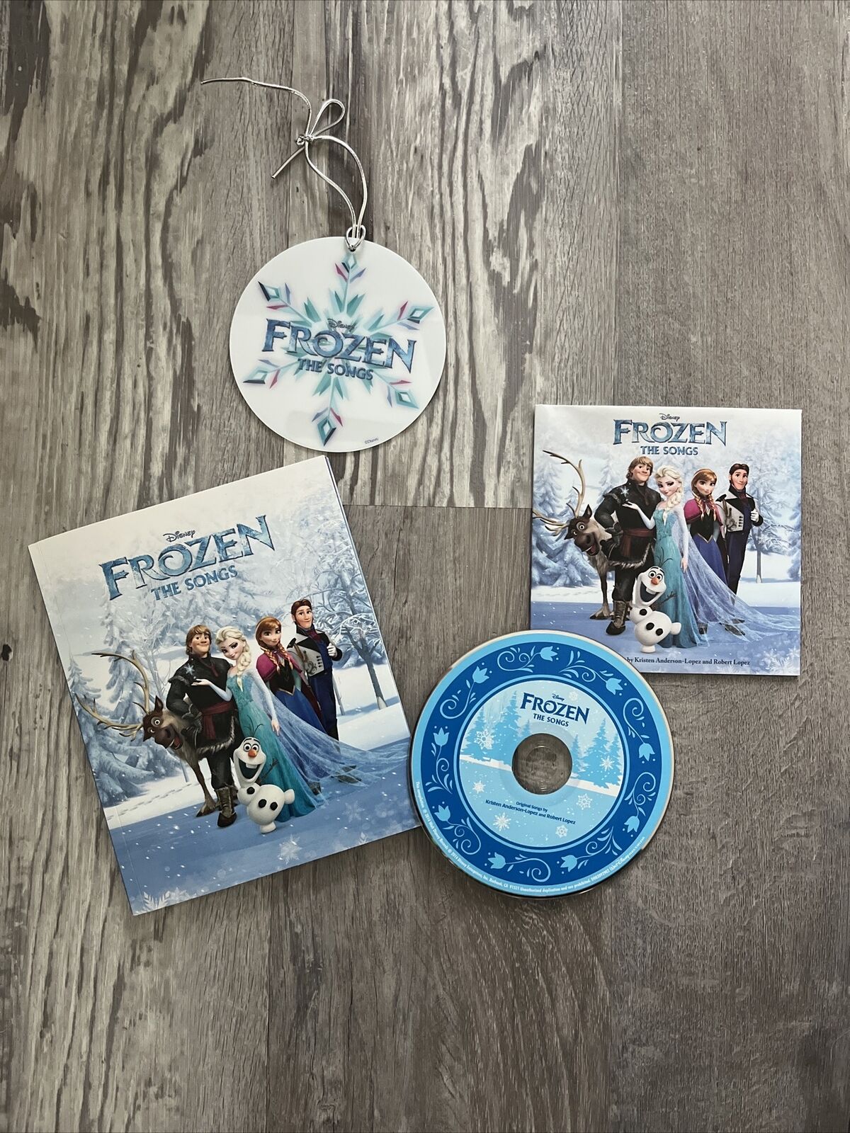 Disney Frozen - The Songs - Soundtrack Limited Edition Zinepak Edition Ornament
